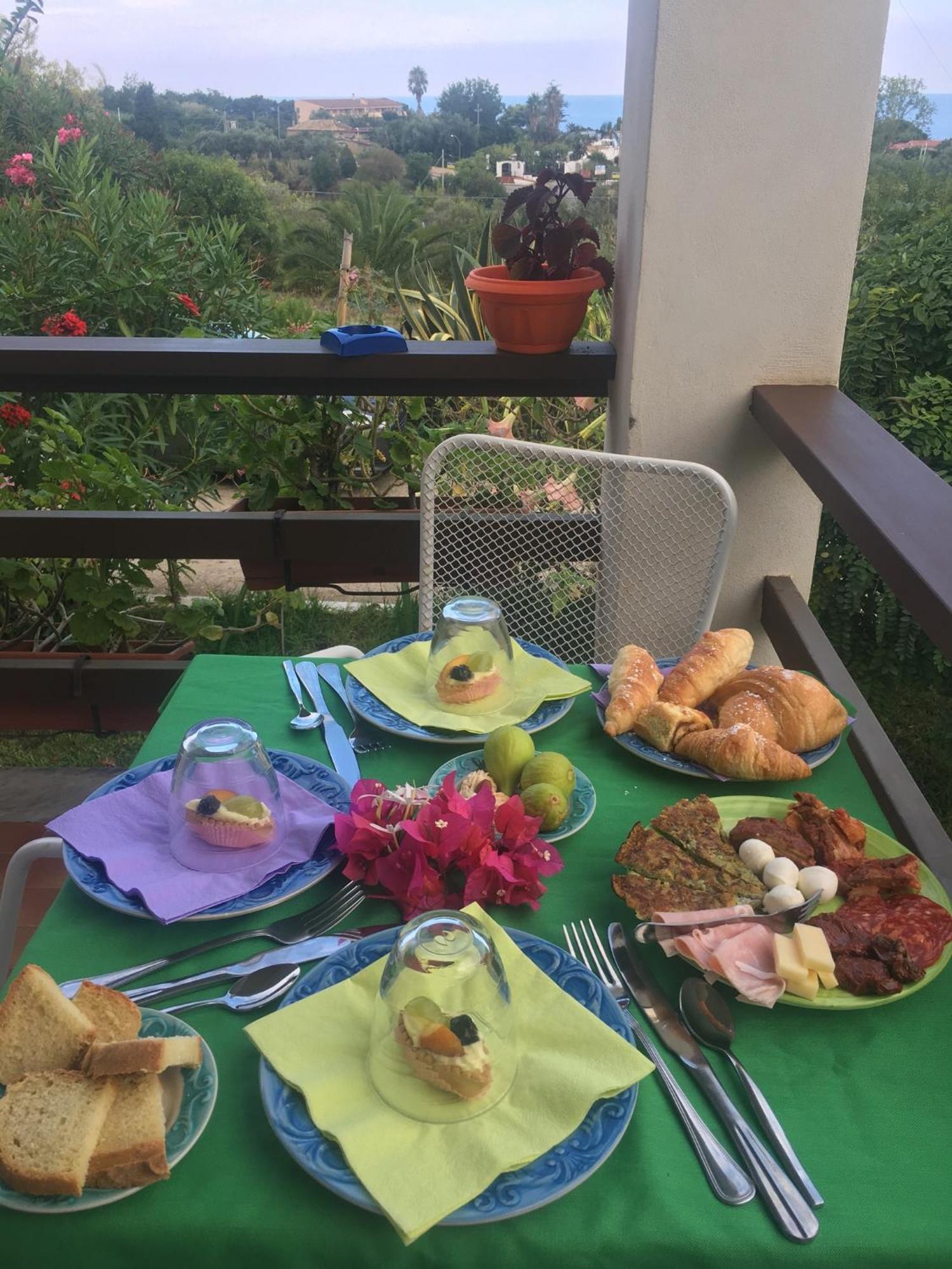 B&B A Casa Di Picci Santa Domenica  Eksteriør billede