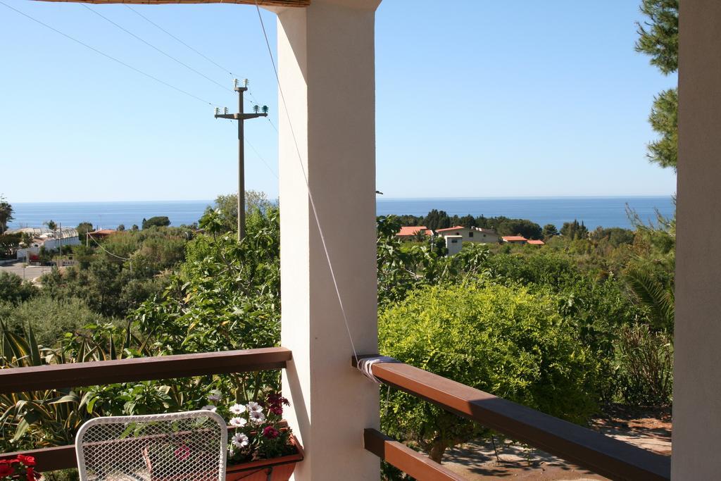 B&B A Casa Di Picci Santa Domenica  Eksteriør billede